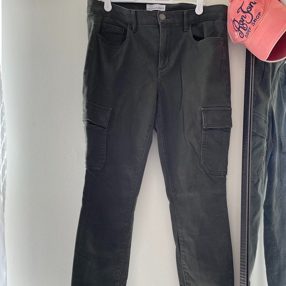 Made and Loved LOFT Skinny Cargo Pants Size 8
